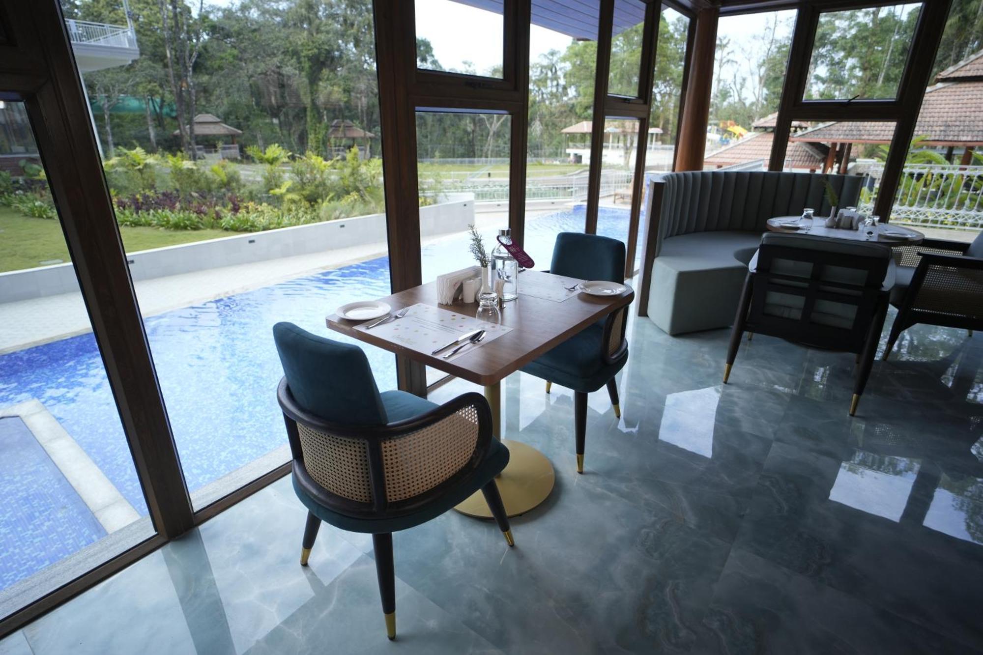 Regenta Resort Sakleshpur Exteriör bild