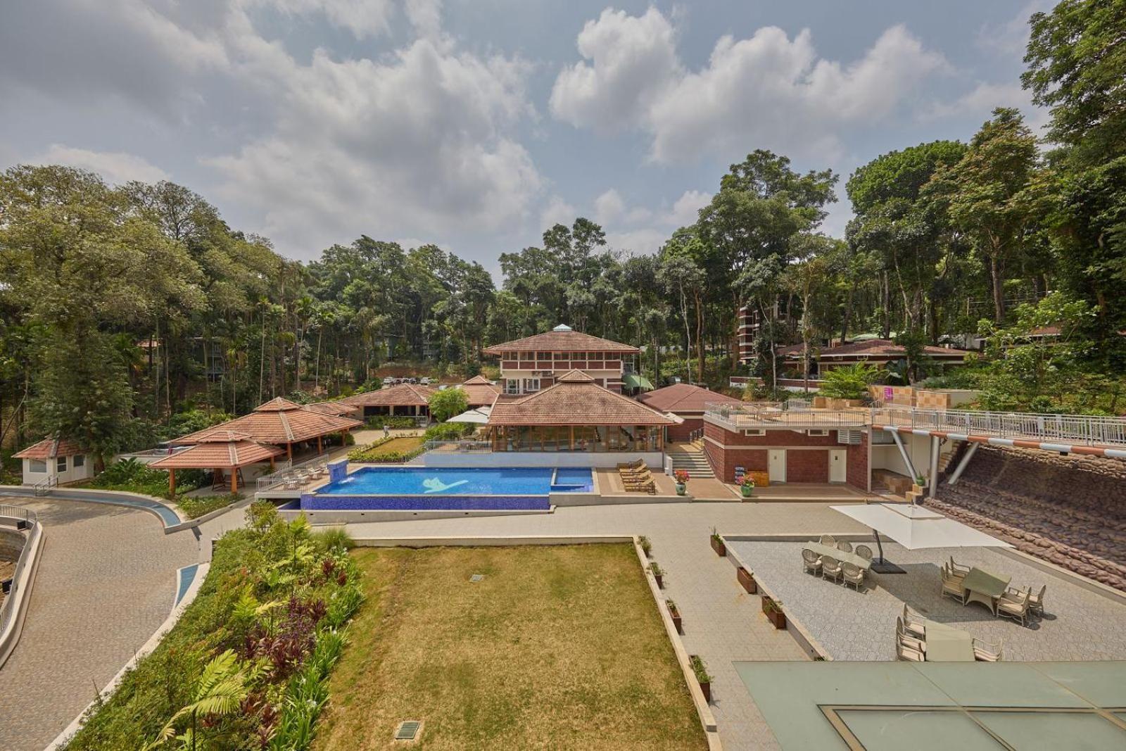 Regenta Resort Sakleshpur Exteriör bild