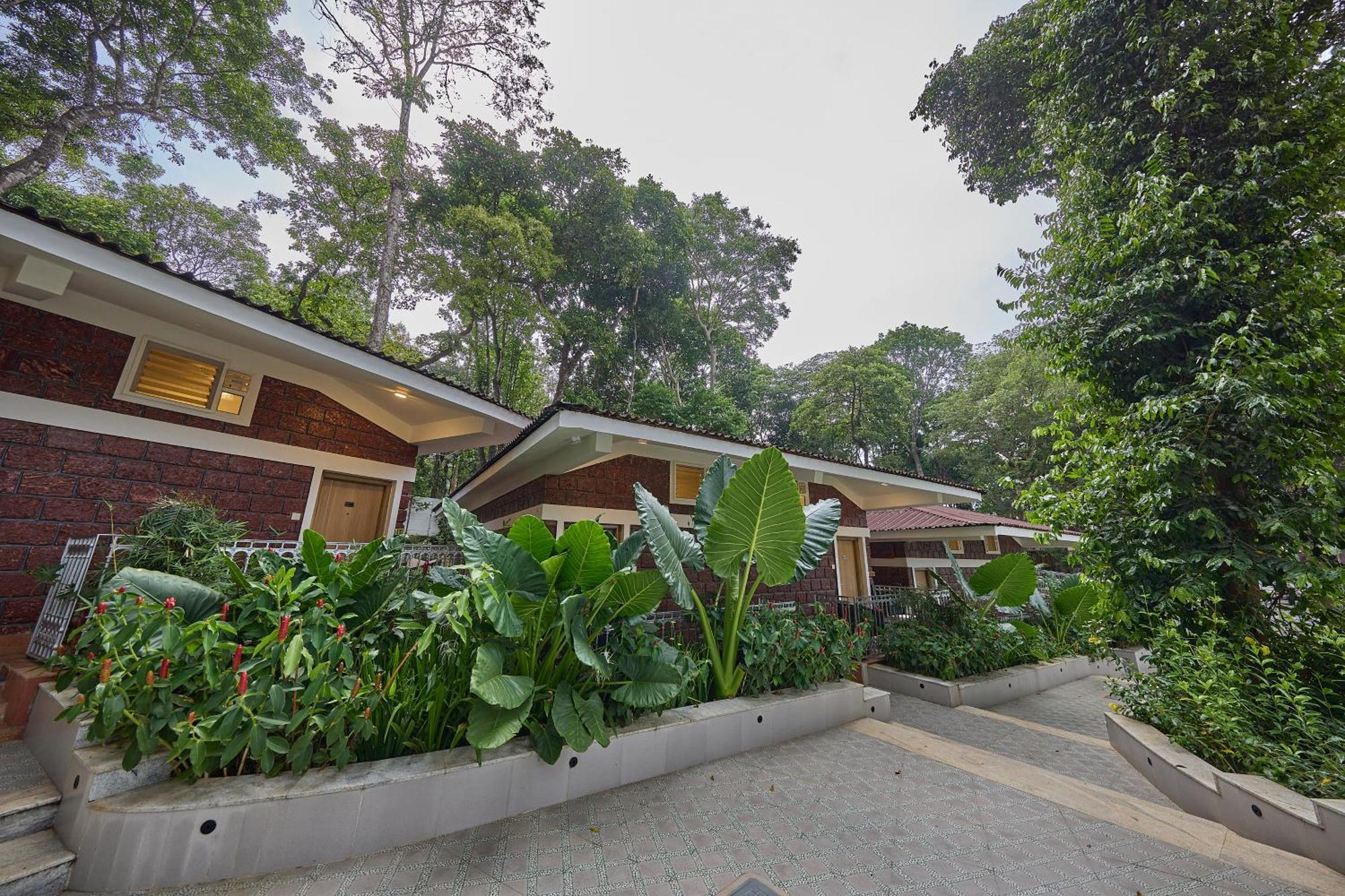 Regenta Resort Sakleshpur Exteriör bild