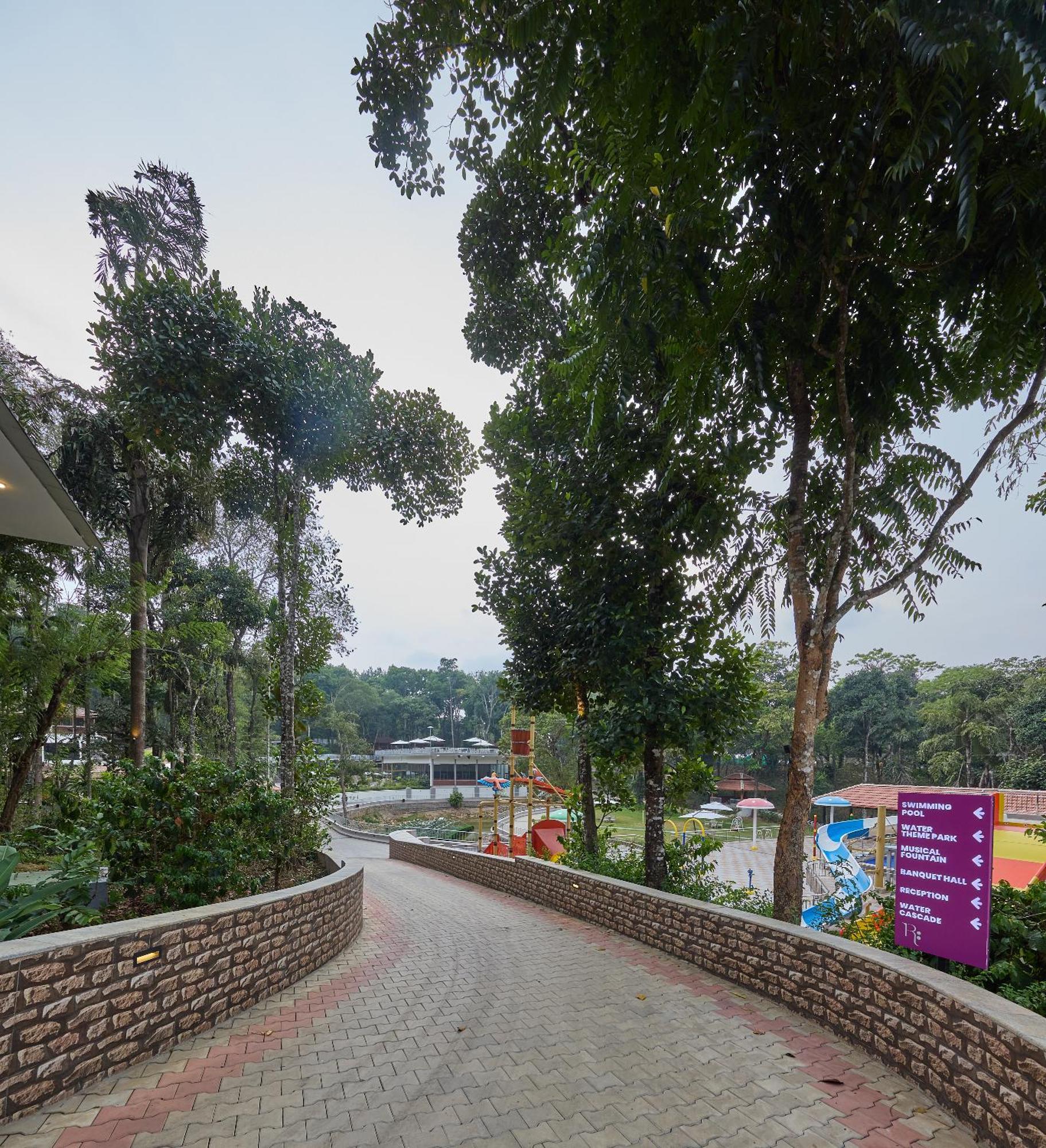 Regenta Resort Sakleshpur Exteriör bild