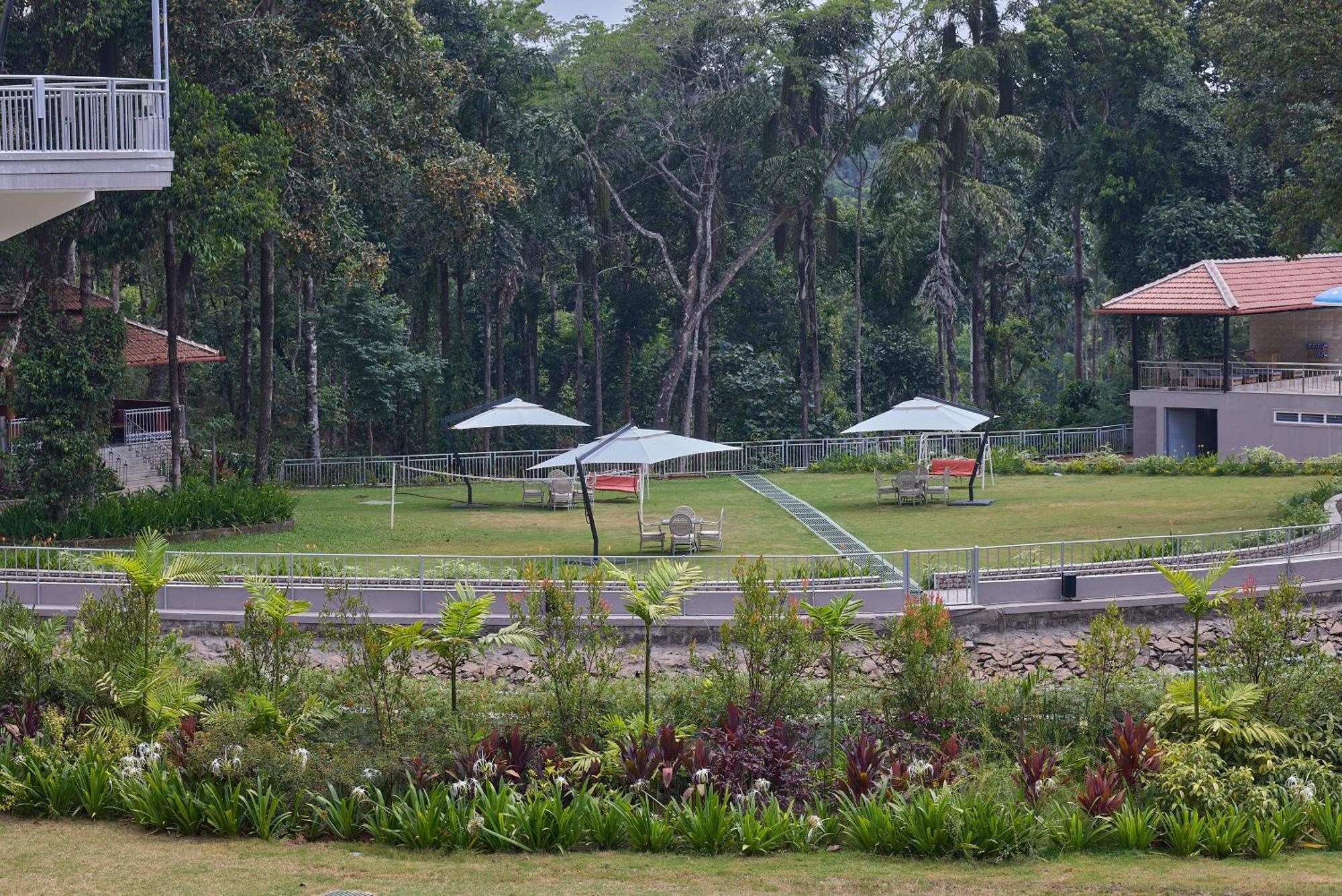 Regenta Resort Sakleshpur Exteriör bild